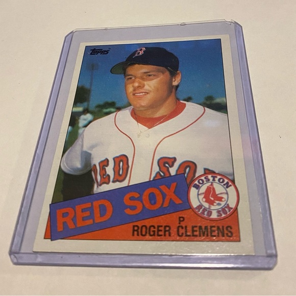 Roger Clemens RC Rookie 1985 Topps Baseball Card #181 Vintage Collectible - Picture 1 of 3